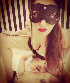 Miss Ana 