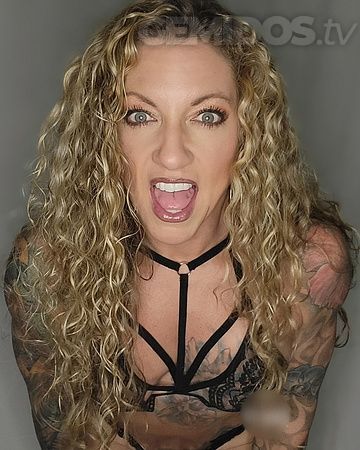 I've decided to come out of retirement after 10 years. The excitement, playfulness and making new friends draws me back. Taking the absolute best care of you is my main objective. GFE what you're looking for? You found your woman right here. I'm who you dream about ~soft and gentle when needed, strong and vibrant when desired. I am fit, mature and have an amazing amount of energy. Agelessly classy, my level of life experiences have been the best teachers. I know how to treat you.

If you are looking for a non-rushed time that's fully centered around YOU, then I'm sure we will match perfectly. Be sure to set your appointment well in advance as I only accept 2 clients per week. The low volume fills my schedule quickly. You and you alone will be the focus of my entire day as I prepare to meet you.

Allow me to pamper you...draw your attention away from the outside world for a while. We will have an unrushed, relaxing, invigorating time. My schedule is extremely low volume so you receive the best of me. I can concentrate on you. There will be no one before you, no one after you. This is for my enjoyment and yours, its all part of my exemplary business structure.
