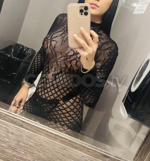 I am a very sexy Latin girl 🍑, with beautiful breasts 🍒. and I'll make you feel like in your dreams 😴 😋😋💦 