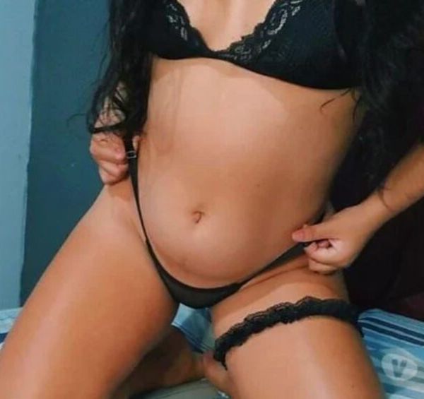Olá! Sou exclusiva porque não sou qualquer acompanhante, meu trabalho é único, pois além do sexo te dou atenção, sou carinhosa e sincera. Gosto de ter clientes fixos, pois não curto sair com vários homens diferentes. Sou limpinha e cheirosa, não é só porque sou acompanhante que fico com qualquer pessoa, não fico com homens que não me respeitam. Se você procura uma acompanhante fixa, estou aqui!Horário de atendimento: Das 14:00 às 20:00 horasCachês: R$ 150,00 – 30 minutos R$ 300,00 – 1 hora.