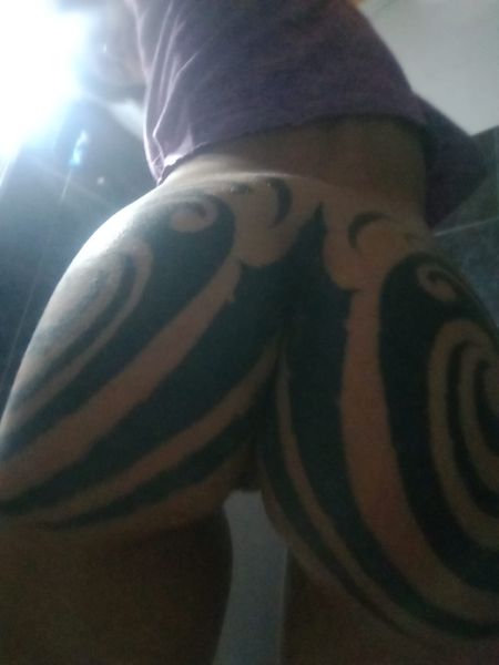 Soy Brunet voy a hacer hoteles accesos oeste y Moron estoy trabajando por poco tiempo (máximo dos meses) ya que tuve un problema de vivienda y debo resolver pronto .Soy muy cariñosa mi servicio es especial.Consiste en compartir momentos llenos se sensaciones reales,cariño real y muy buen sexo .busco solo caballeros fijos a los que le interese mi vida y mi situación.prometo acompañar con todo mi amor a quien me valore.