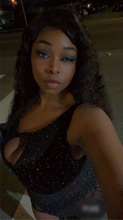 - The best way to BOOK me is here on my page: 
MercedezBooking.com/Booking 
- Soft Golden Brown Skin, 5’2, Curvy 
-  Pretty Face, Pretty FEET and TOES 
- Always Smelling AMAZING 
- CLEAN/Tight/WET/EVERYTHING
____________________________
Papi, llmame o envame un mensaje de texto ahora para verme hoy!
____________________________